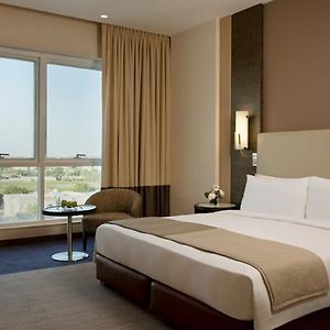 Deluxe King Room on F&B